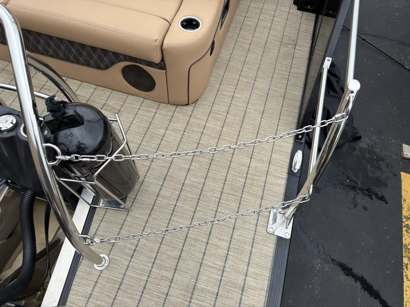 Slide: The Image of Barletta LUSSO 23UCTT 2022 - 34