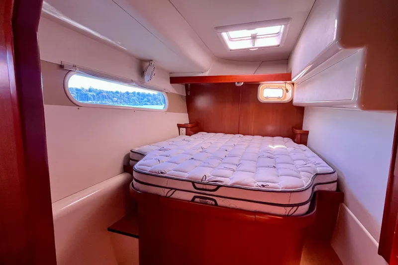 Slide: The Image of Luxurious cabin interior of 2012 Leopard 47 PC Owners' Version yacht. - 24