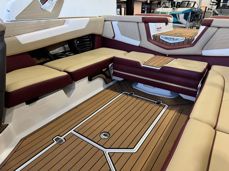 Slide: The Image of Nautique Super Air Nautique G23 2021 - 15