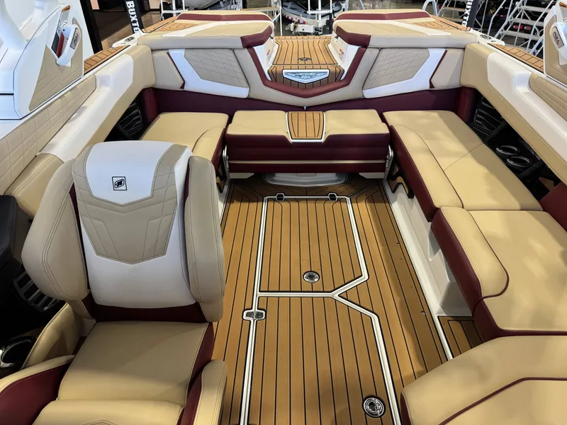 Slide: The Image of Nautique Super Air Nautique G23 2021 - 22