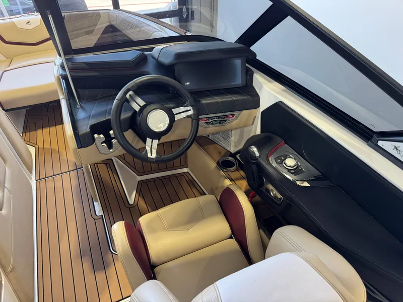 Slide: The Image of Nautique Super Air Nautique G23 2021 - 25