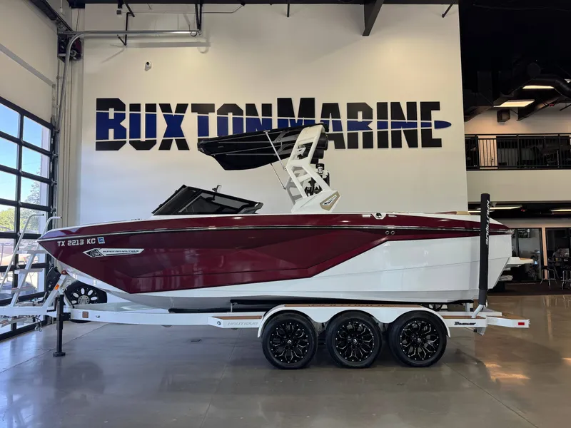 Slide: The Image of Nautique Super Air Nautique G23 2021 - 4
