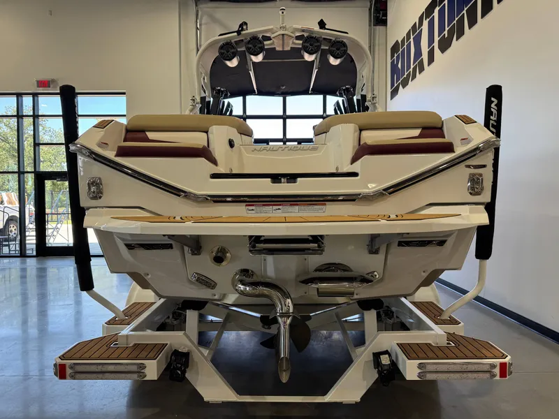 Slide: The Image of Nautique Super Air Nautique G23 2021 - 6