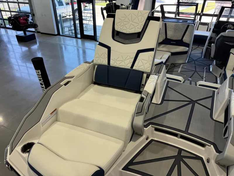 Slide: The Image of Nautique Super Air Nautique G23 Paragon 2024 - 15