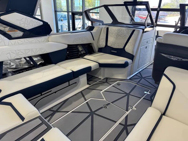 Slide: The Image of Nautique Super Air Nautique G23 Paragon 2024 - 17