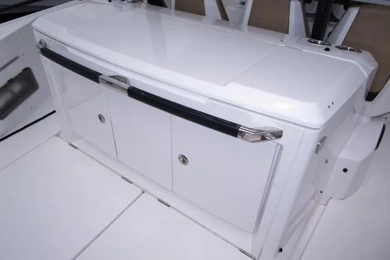 Slide: The Image of Aft facing bar - 25