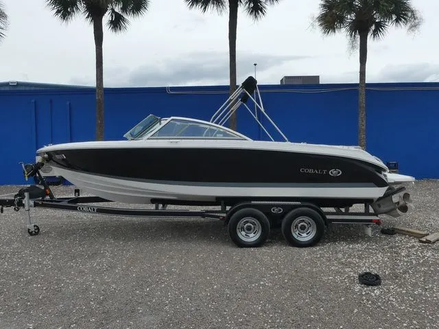 Slide: The Image of Cobalt 220S 2020 - 7