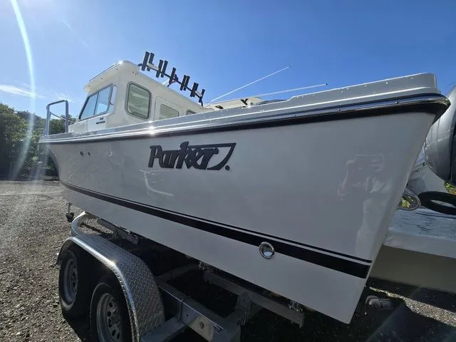Slide: The Image of Parker Marine 227 Explorer 2026 - 3