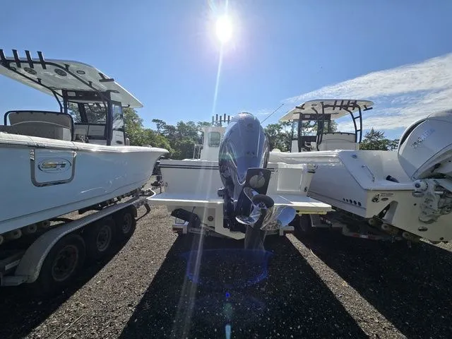 Slide: The Image of Parker Marine 227 Explorer 2026 - 5