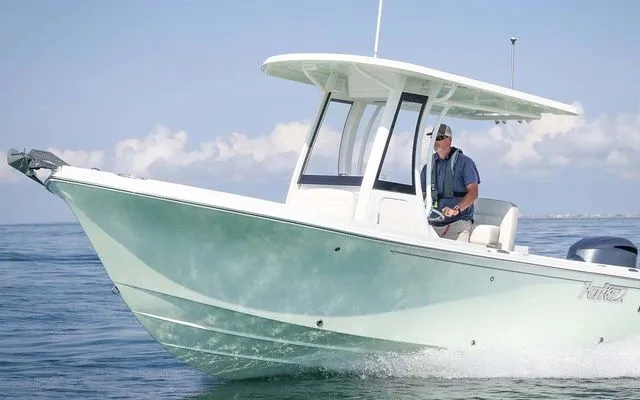 Slide: The Image of Parker Marine 227 Explorer 2026 - 9