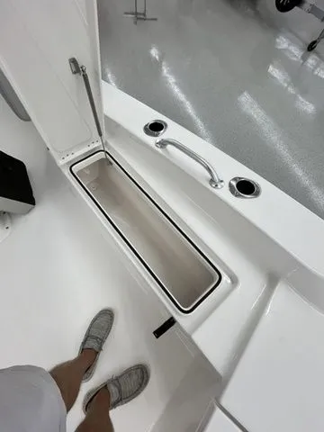 Slide: The Image of Bay Rider 239 Bay 2026 - 13