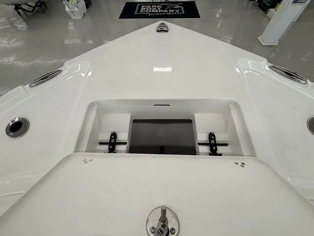 Slide: The Image of Parker Marine 180 Coastal 2026 - 28