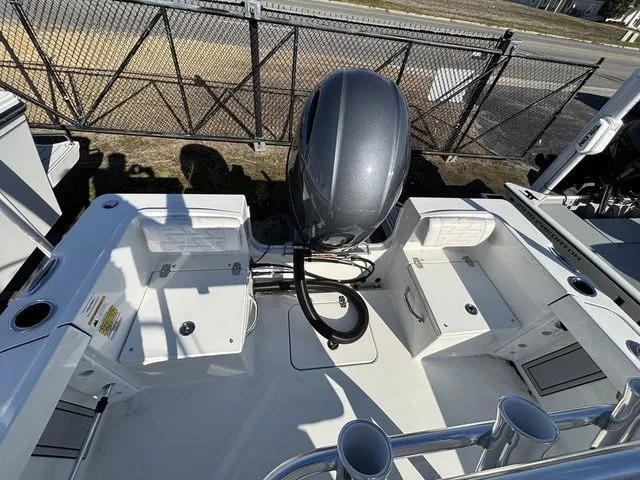 Slide: The Image of Parker Marine 180 Coastal 2026 - 18