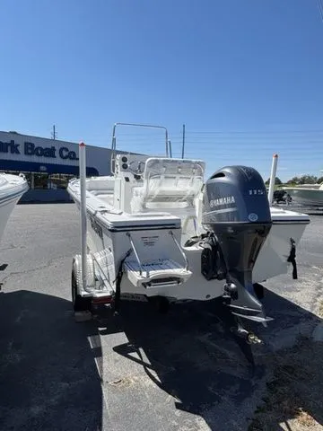 Slide: The Image of Parker Marine 180 Coastal 2026 - 3