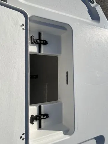 Slide: The Image of Parker Marine 180 Coastal 2026 - 6