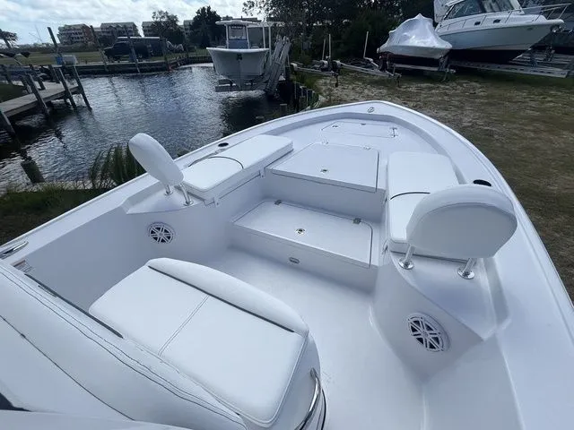 Slide: The Image of Sportsman Masters 247 Bay Boat 2026 - 8