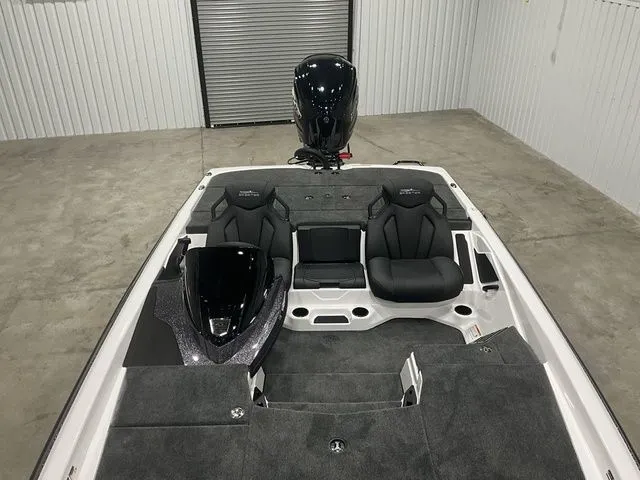 Slide: The Image of Skeeter ZXR21 SE 2026 - 15