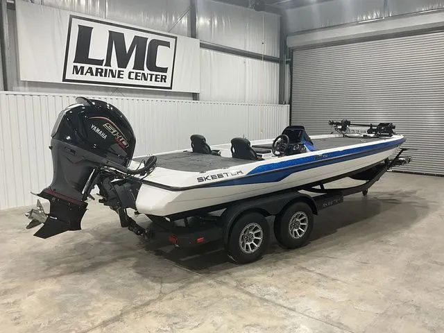 Slide: The Image of Skeeter ZXR21 SE 2026 - 10