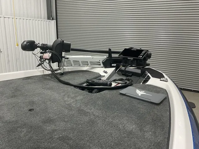 Slide: The Image of Skeeter ZXR21 SE 2026 - 6