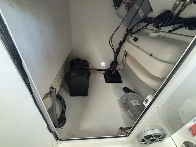 Slide: The Image of Parker Marine 180 Coastal 2026 - 18