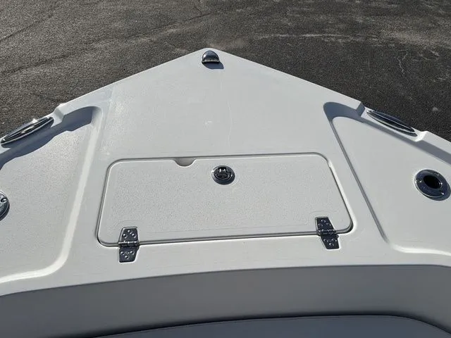 Slide: The Image of Parker Marine 180 Coastal 2026 - 5