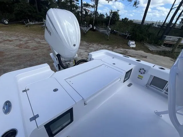 Slide: The Image of Sportsman Masters 247 Bay Boat 2026 - 11