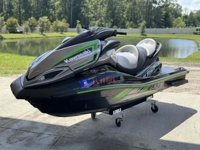 Slide: The Image of Kawasaki Jet Ski Ultra 2016 - 3