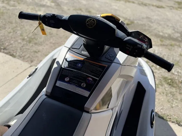 Slide: The Image of Yamaha VX Cruiser HO 2024 - 10