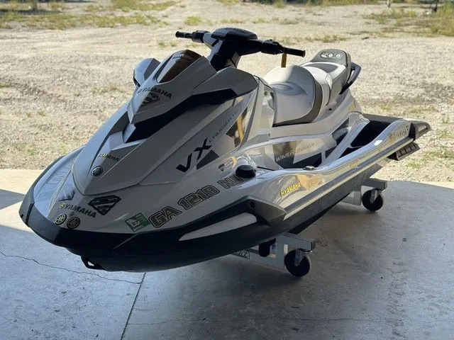 Slide: The Image of Yamaha VX Cruiser HO 2024 - 3