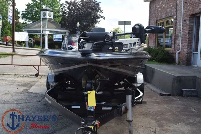 Slide: The Image of Triton TR-196 2006 - 25