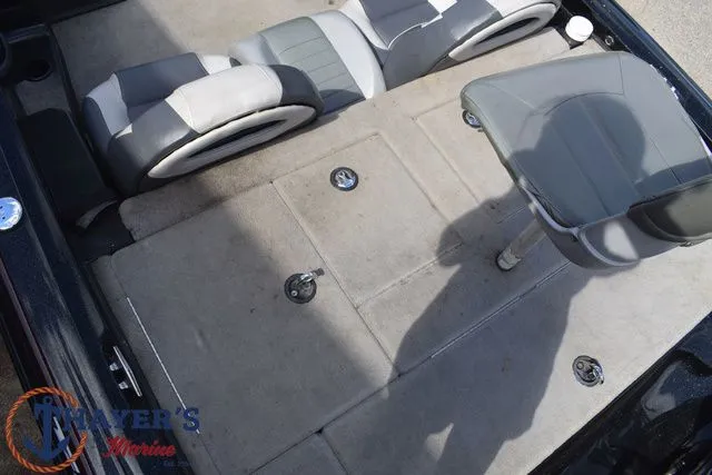 Slide: The Image of Triton TR-196 2006 - 6