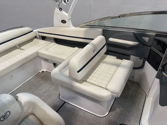 Slide: The Image of Cobalt R5 Surf 2021 - 17