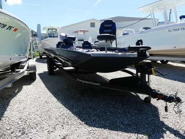 Slide: The Image of Ranger Boats RT198P 2021 - 1