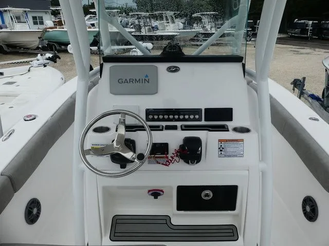 Slide: The Image of Sea Fox 248 Commander 2023 - 10