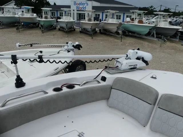 Slide: The Image of Sea Fox 248 Commander 2023 - 19