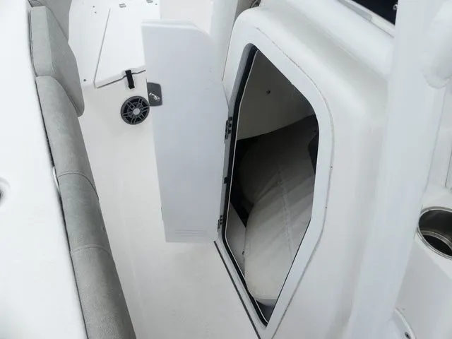 Slide: The Image of Sea Fox 248 Commander 2023 - 24