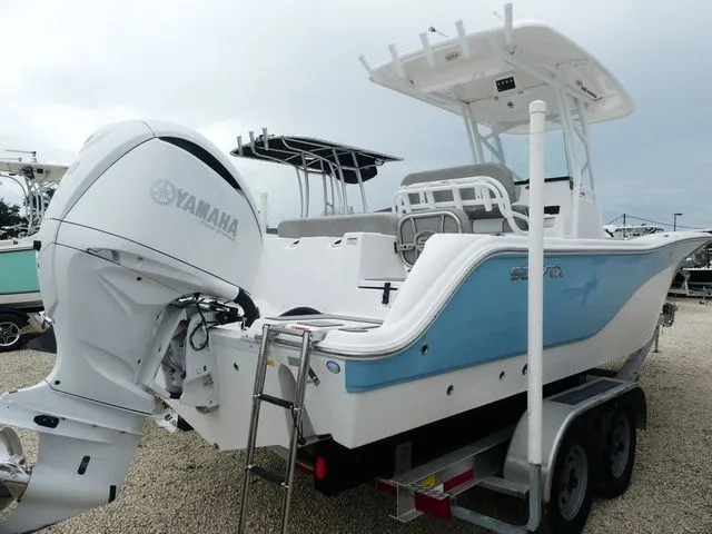 Slide: The Image of Sea Fox 248 Commander 2023 - 3