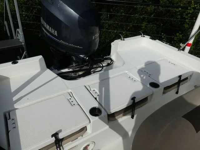 Slide: The Image of NauticStar 210 Coastal 2014 - 8