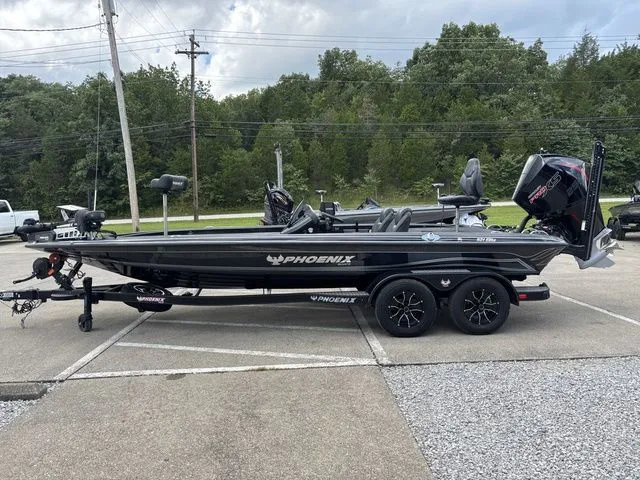 Slide: The Image of Phoenix Bass Boat 921 Elite 2022 - 19