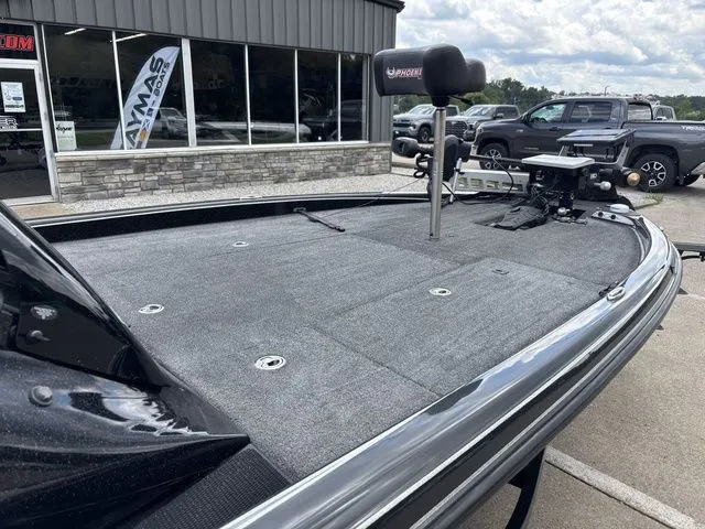 Slide: The Image of Phoenix Bass Boat 921 Elite 2022 - 9