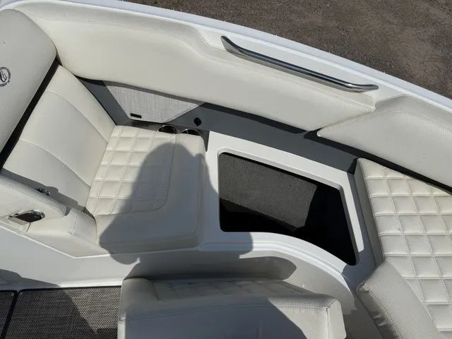 Slide: The Image of Cobalt R5 Surf 2019 - 36