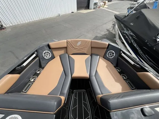 Slide: The Image of ATX 20 Type-S 2025 - 8