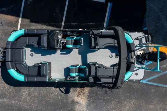Slide: The Image of South Bay 523RS Rear Seating 3.0 2025 - 27