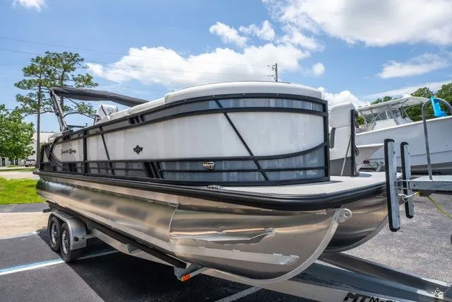 Slide: The Image of South Bay 525RS Rear Seating 3.0 2025 - 6