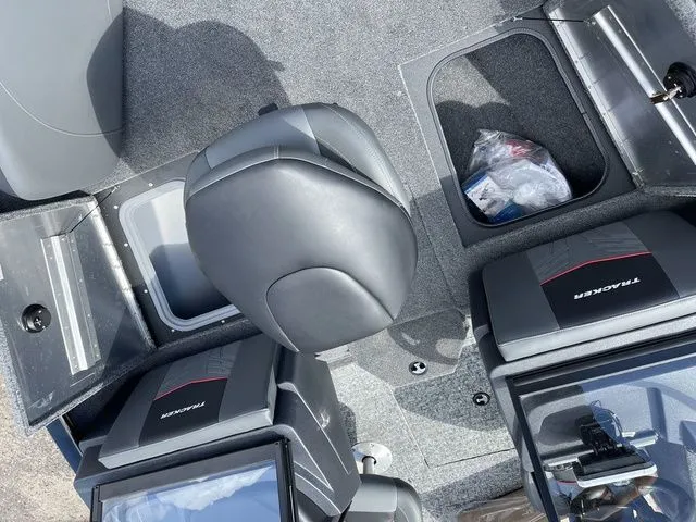 Slide: The Image of Tracker Pro Guide V-175 Combo 2026 - 23