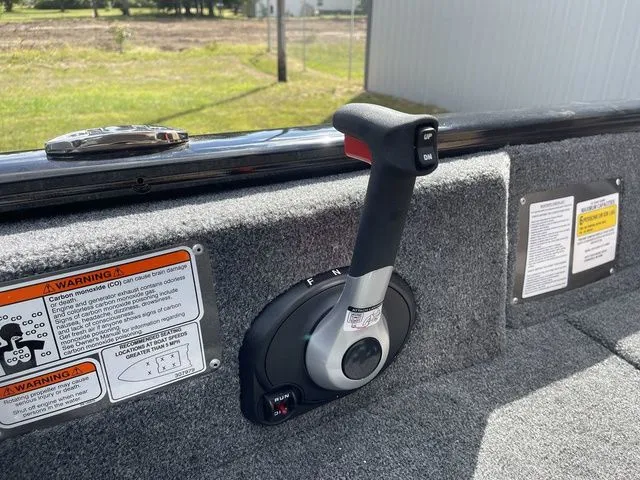 Slide: The Image of Tracker Pro Guide V-175 Combo 2026 - 31