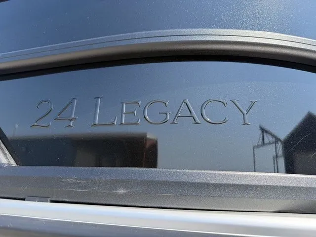 Slide: The Image of Bentley Pontoons Legacy 243 Navigator 2026 - 4
