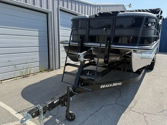 Slide: The Image of Bentley Pontoons Legacy 243 Navigator 2026 - 8