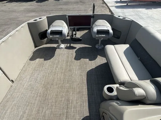 Slide: The Image of Silver Wave 2210 SW5 RLP 2021 - 11