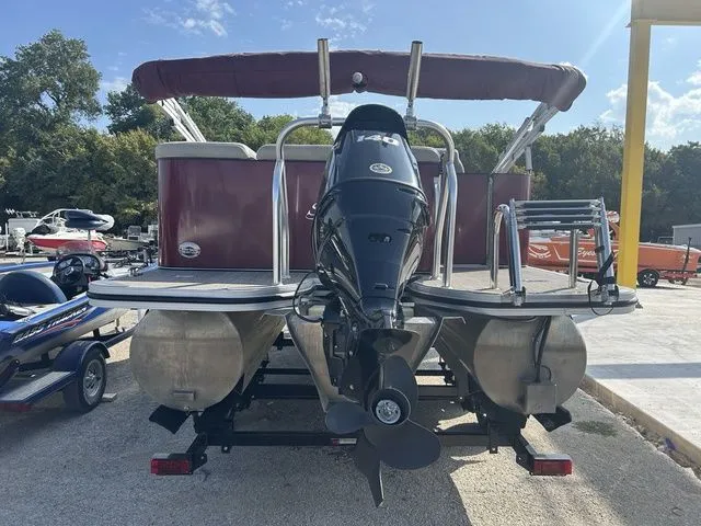 Slide: The Image of Silver Wave 2210 SW5 RLP 2021 - 5